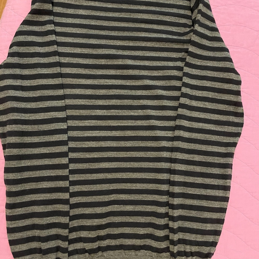 Sweater - Picture 3 of 5